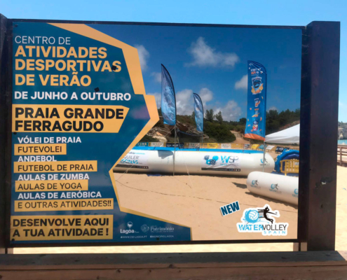 Cartel Watervolley en playa Portugal una piscinas deportiva profesional un roller publicitario 3 banderolas publicitarias